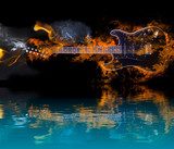 Burning Electric Guitar with reflection in water  Muzyka Obraz