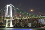 Tokyo rainbow bridge and moon at night time  Fototapety Miasta Fototapeta
