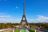 Eiffel Tower in Paris  Fototapety Wieża Eiffla Fototapeta