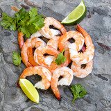 Shrimps on Slate Top View with Lime and Cilantro Obrazy do Jadalni Obraz