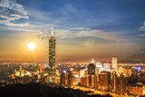 Rzut oka na panoramę Tajwanu  Fototapety Miasta Fototapeta