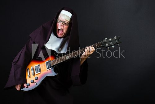 rock and roll nun  Plakaty dla Nastolatka Plakat