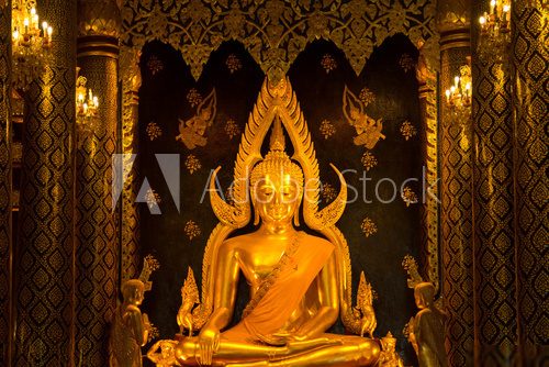 golden buddha  Orientalne Fototapeta