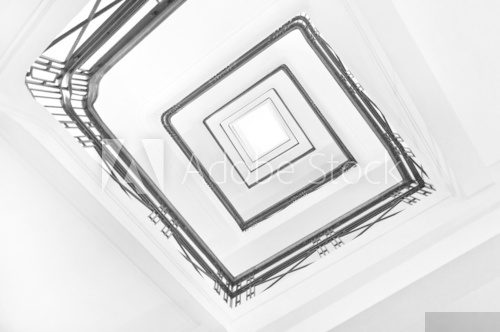 Cage d'escalier noir et blanc  Schody Fototapeta