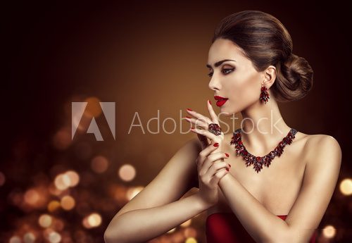 Woman Hair Bun Hairstyle, Fashion Model Beauty Makeup and Red Jewelry, Beautiful Girl Side View Obrazy do Salonu Kosmetycznego Obraz