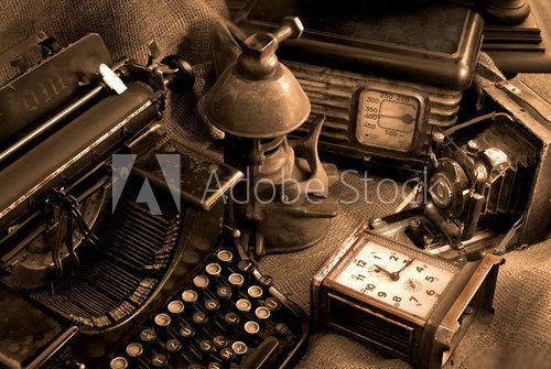 Warsztat pracy pisarza – retro maszyna
 Retro - Vintage Obraz
