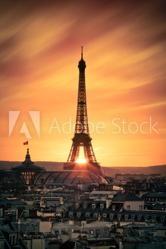 Zachodzący Paryż symbolicznie
 Fototapety Miasta Fototapeta