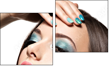 Beautiul fashion woman with turquoise make-up and nails - Obraz dwuczęściowy, Dyptyk