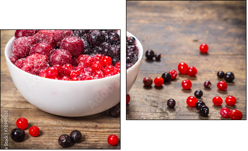 frozen berries in plate on wooden background  - Obraz dwuczęściowy, Dyptyk