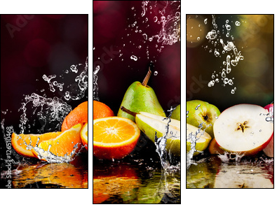 Pears, apples, orange  fruits and Splashing water - Obraz trzyczęściowy, Tryptyk