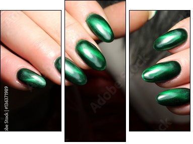 Manicure nail design green cat's eye - Obraz trzyczęściowy, Tryptyk
