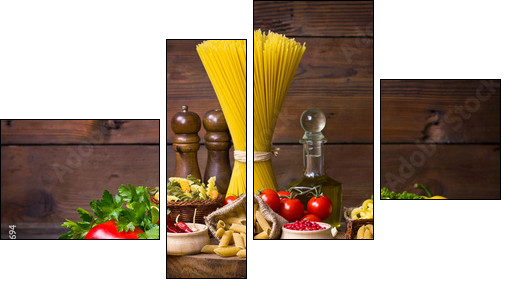 Variety of uncooked pasta and vegetables  - Obraz czteroczęściowy, Fortyk