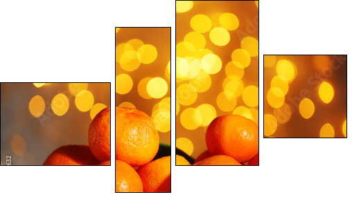 Fresh ripe mandarins on snow, on lights background  - Obraz czteroczęściowy, Fortyk
