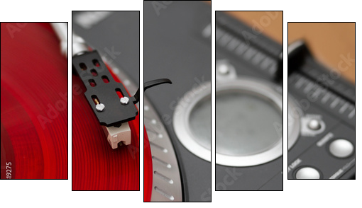 Closeup of turntable needle on record  - Obraz pięcioczęściowy, Pentaptyk