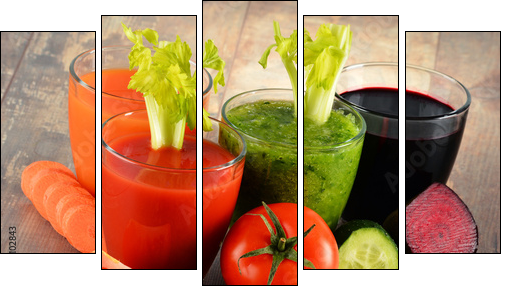Glasses with fresh organic vegetable juices on wooden table  - Obraz pięcioczęściowy, Pentaptyk