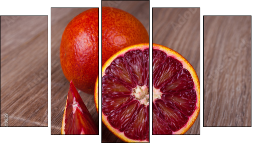 red blood sicilian orange whole, half and wedge  - Obraz pięcioczęściowy, Pentaptyk