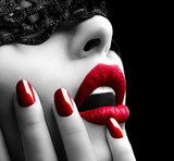 Beautiful Woman with Black Lace mask over her Eyes  Plakaty do Sypialni Plakat