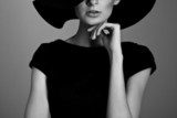 Black and white portrait of elegant woman  Ludzie Plakat