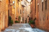 The old town and the streets of the medieval period Pienza, Ital  Fototapety Uliczki Fototapeta
