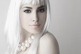 modern beauty with platinum blonde hair color Obrazy do Salonu Fryzjerskiego Obraz