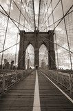 Brooklyn Bridge in New York City. Sepia tone.  Architektura Plakat