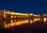 Khajoo bridge over Zayandeh river, Isfahan, Iran  Fototapety Mosty Fototapeta