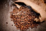 Coffee beans in burlap bag  Kawa Fototapeta