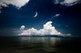 sea and moon  Niebo Fototapeta