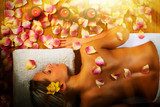 Beautiful woman having massage.  Obrazy do Salonu SPA Obraz