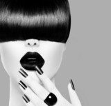 High Fashion Black and White Model Girl Portrait  Obrazy do Salonu Fryzjerskiego Obraz