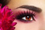 Beautiful Eye Makeup with Aster Flower  Obrazy do Salonu Kosmetycznego Obraz