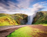 Islandzkie wodospady Fototapety do Łazienki Fototapeta