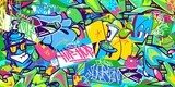 Kolorowe graffiti HIP-HOP z dynamicznymi postaciami i tagami Fototapety Graffiti Fototapeta