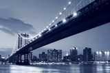 Manhattan Bridge and Manhattan skyline At Night Mosty Obraz