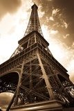 Paryż w chmurach Architektura Obraz