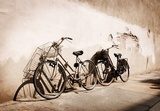 Rowery oparte o ścianę – retro widok
 Pojazdy Fototapeta