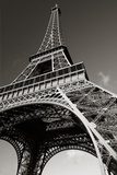 Wieża Eiffela – żelazna dama Paryża Obrazy do Salonu Obraz