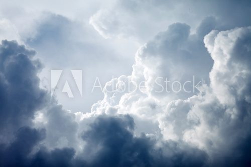Grasujące żywioły - chmury zapowiedzią burzy Niebo Fototapeta