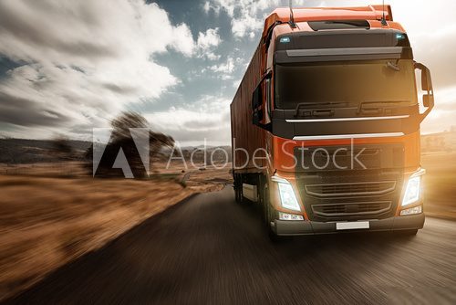 Truck on Country Road  Pojazdy Fototapeta