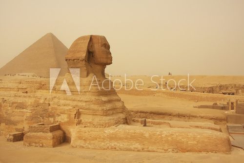 The Sphinx and Great Pyramid of Khufu in a sand storm, Cairo  Afryka Fototapeta
