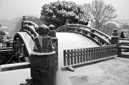 Japanese Bridge with Snow  Fototapety Mosty Fototapeta