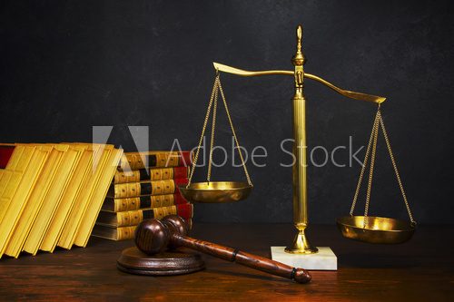 Scales of Justice with gavel  Plakaty do Biura Plakat