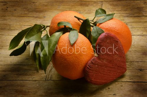 Appelsiner pÃ¥ jakt etter ekte kjÃ¦rlighet  Owoce Obraz