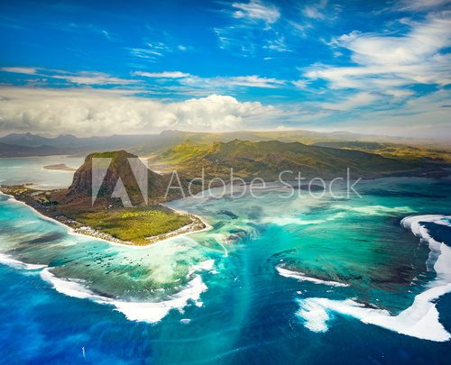 Aerial view of the underwater waterfall. Mauritius Fototapety Wodospad Fototapeta