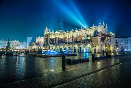 Poland, Krakow. Market Square at night.  Architektura Plakat