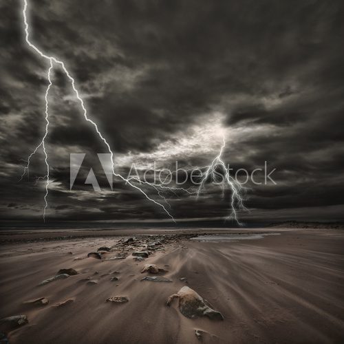 Lightning thunderstorm at sea  Pejzaże Plakat