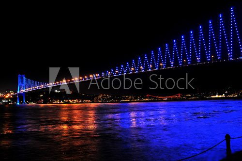 Istanbul Bosporus Bridge Fatih Sultan Mehmet Bridge at the night  Fototapety Mosty Fototapeta