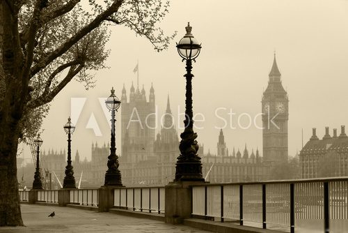 Big Ben & Houses of Parliament, London in fog  Fototapety Sepia Fototapeta