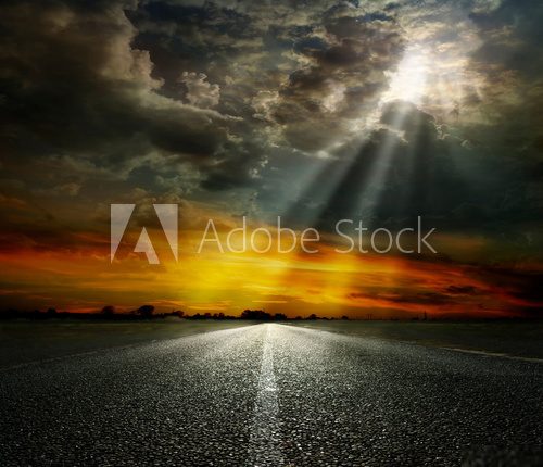 asphalt road  Zachód Słońca Fototapeta
