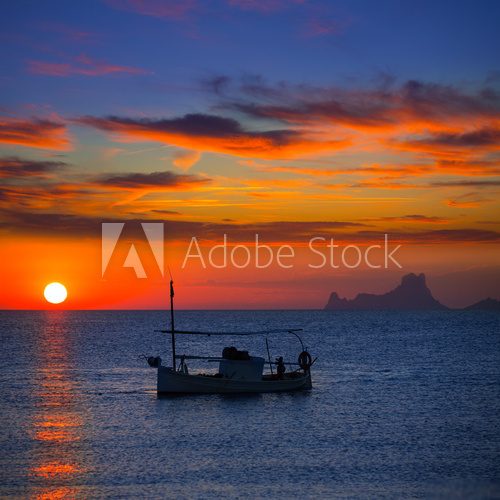 Ibiza sunset Es Vedra view and fisherboat formentera  Niebo Fototapeta